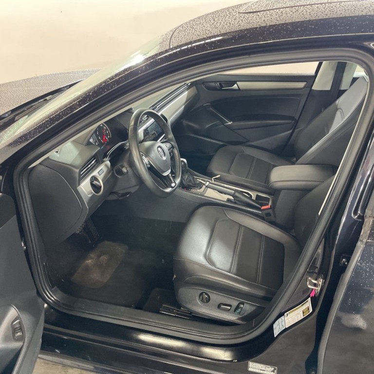2021 Volkswagen Passat Image 5