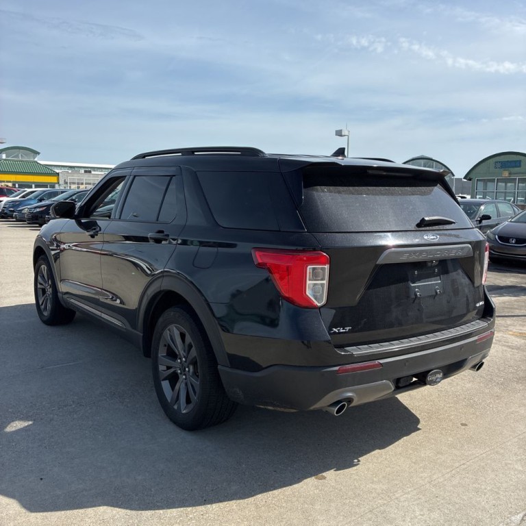 2021 Ford Explorer Image 4