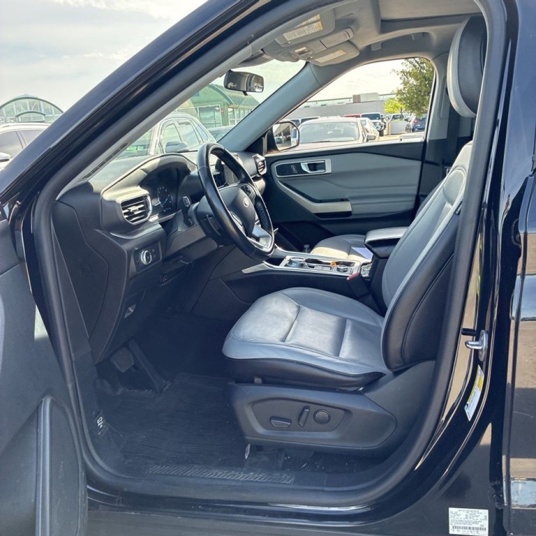 2021 Ford Explorer Image 5