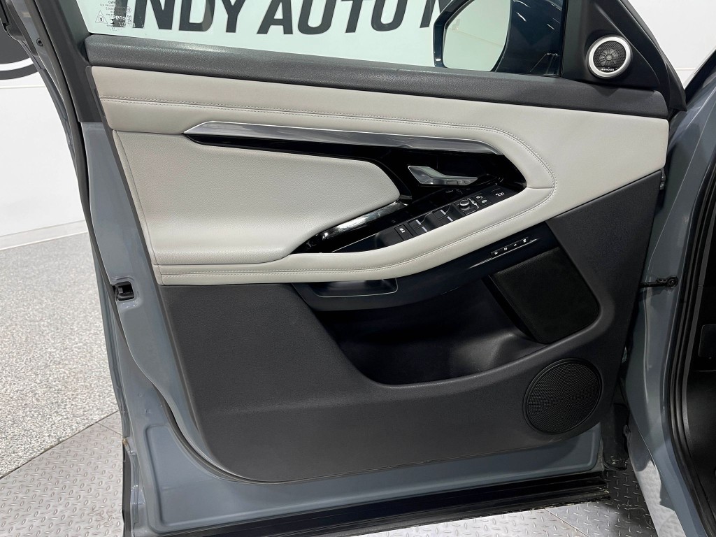 2020 Land Rover Range Rover Evoque Image 15