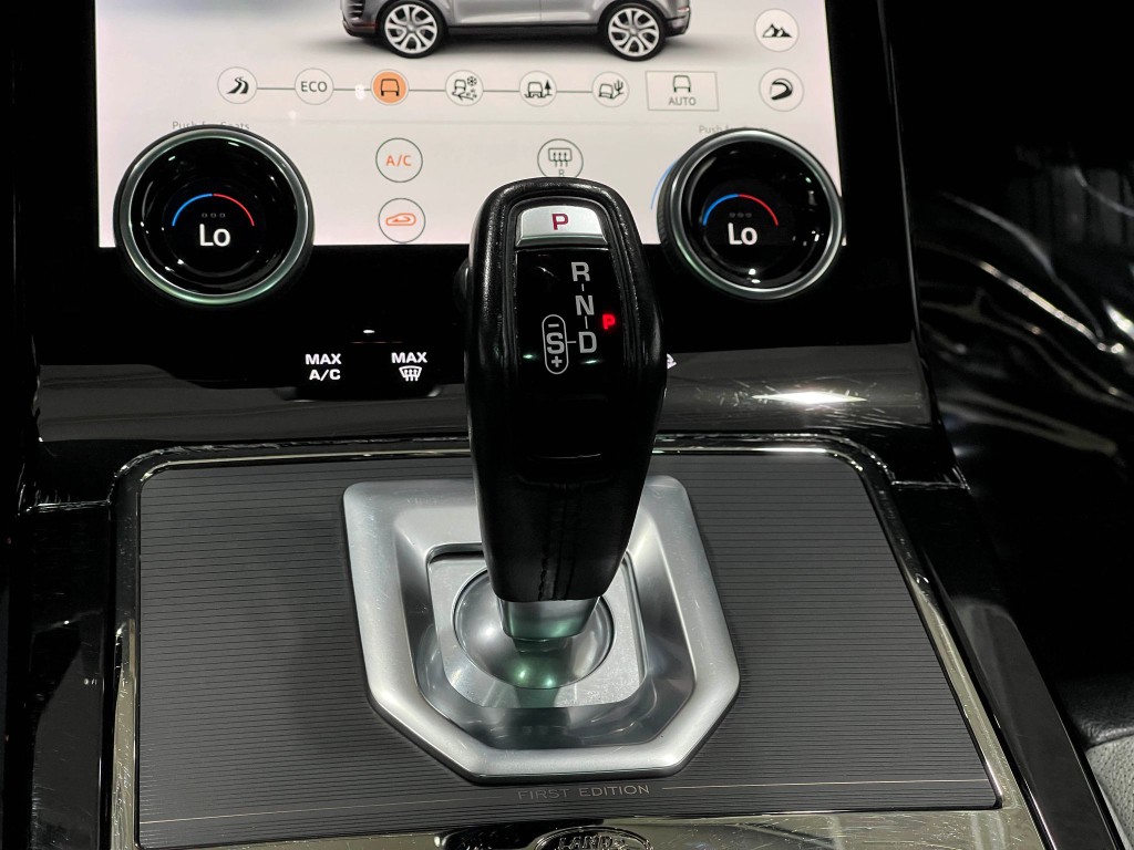 2020 Land Rover Range Rover Evoque Image 29
