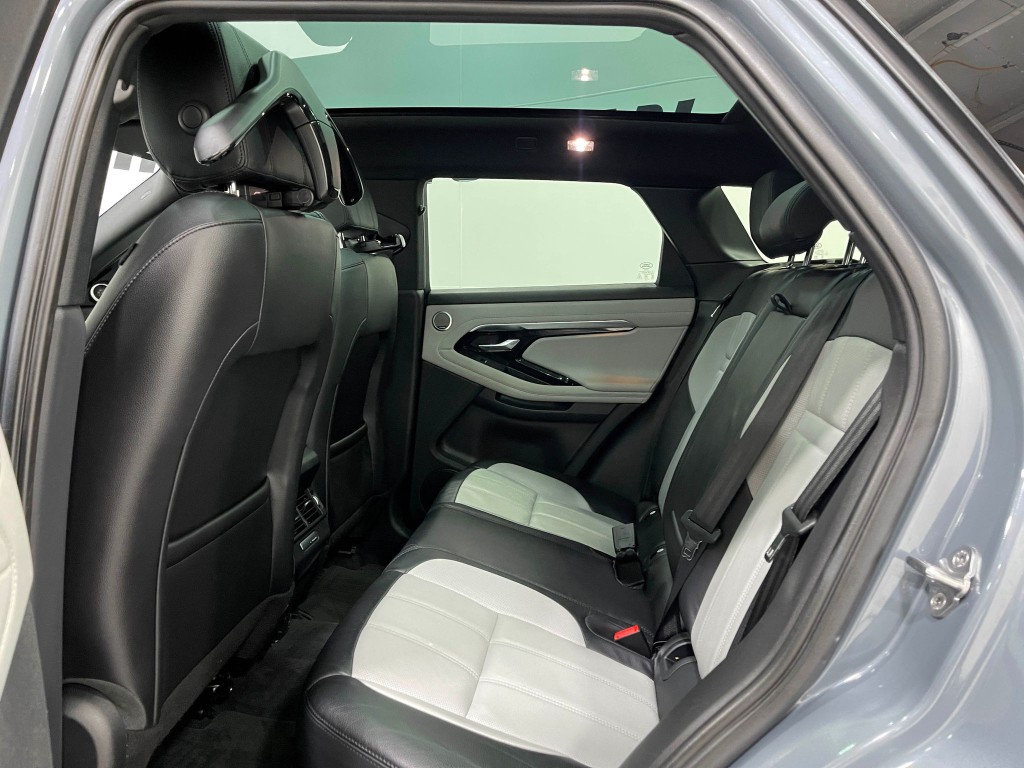 2020 Land Rover Range Rover Evoque Image 30
