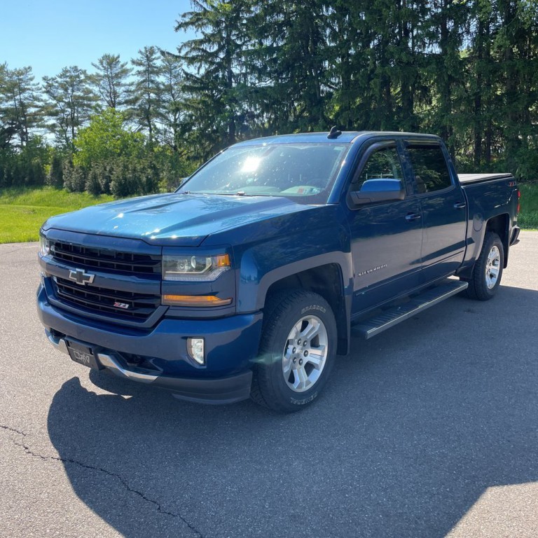 2018 Chevrolet Silverado 1500 Image 2