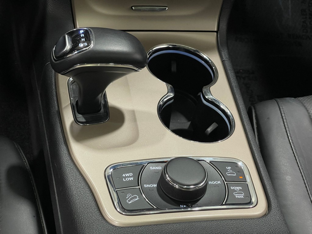 2015 Jeep Grand Cherokee Image 29