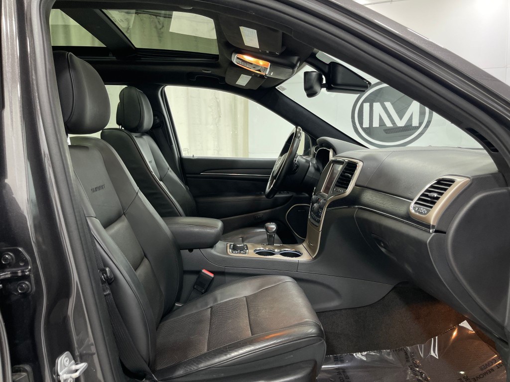 2015 Jeep Grand Cherokee Image 32