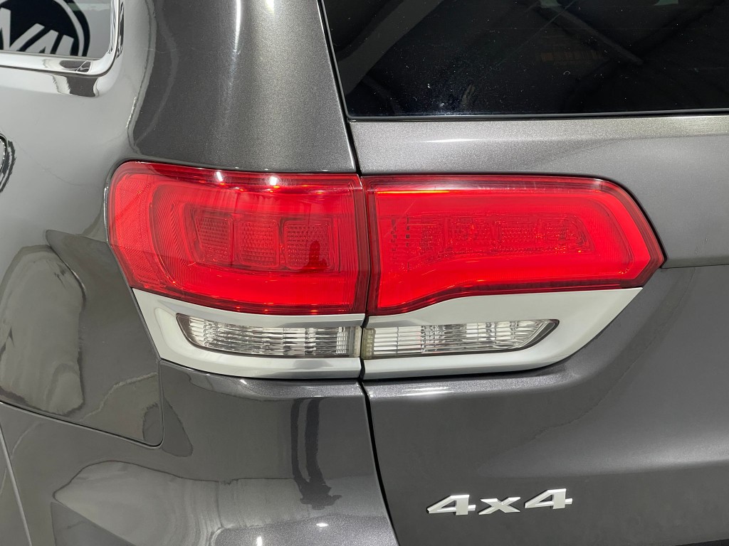 2015 Jeep Grand Cherokee Image 34