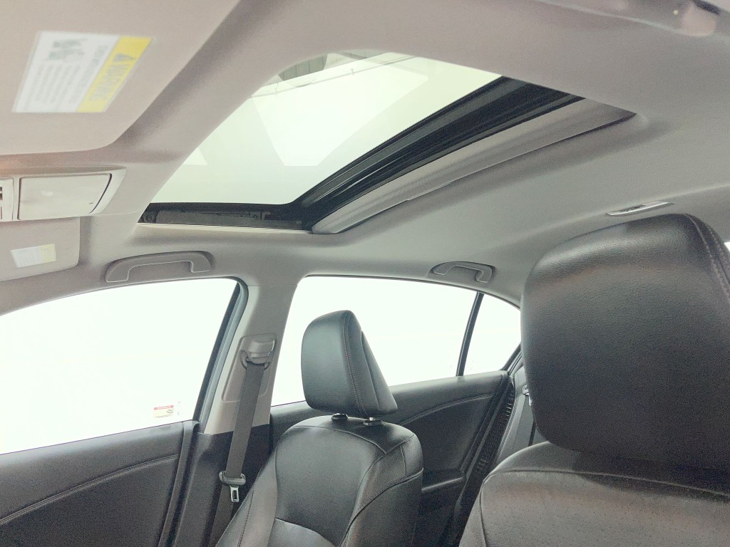 2015 Honda Accord Image 11