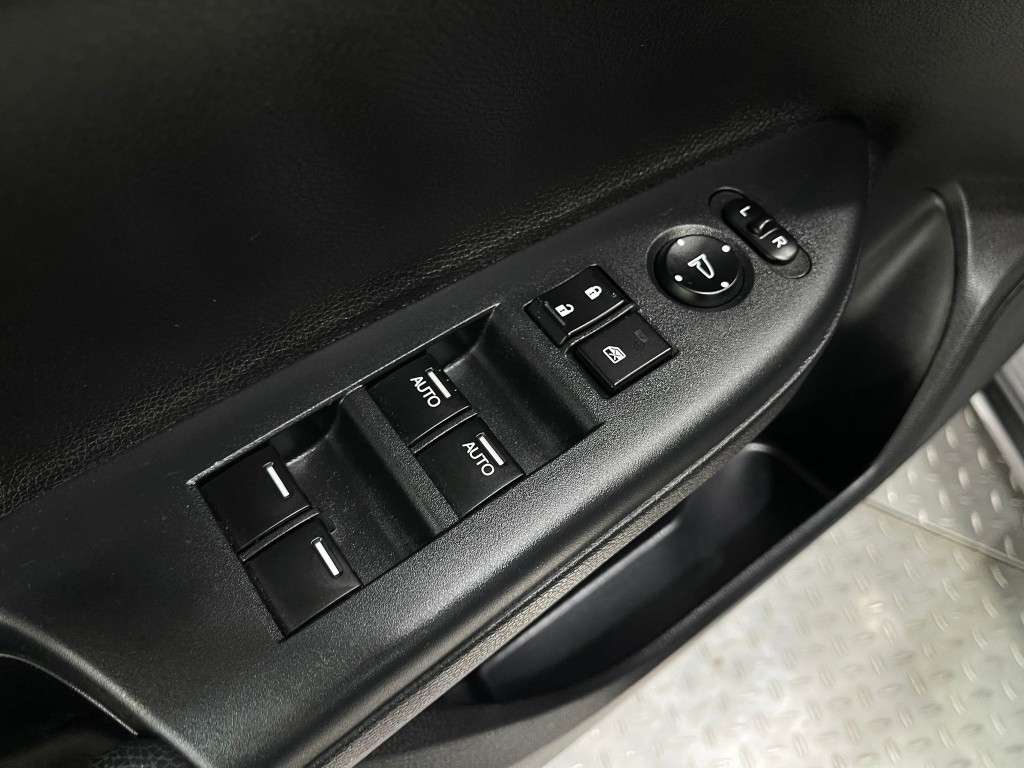 2015 Honda Accord Image 15
