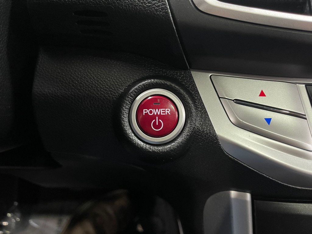 2015 Honda Accord Image 20