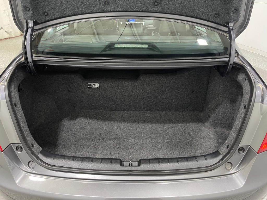 2015 Honda Accord Image 25