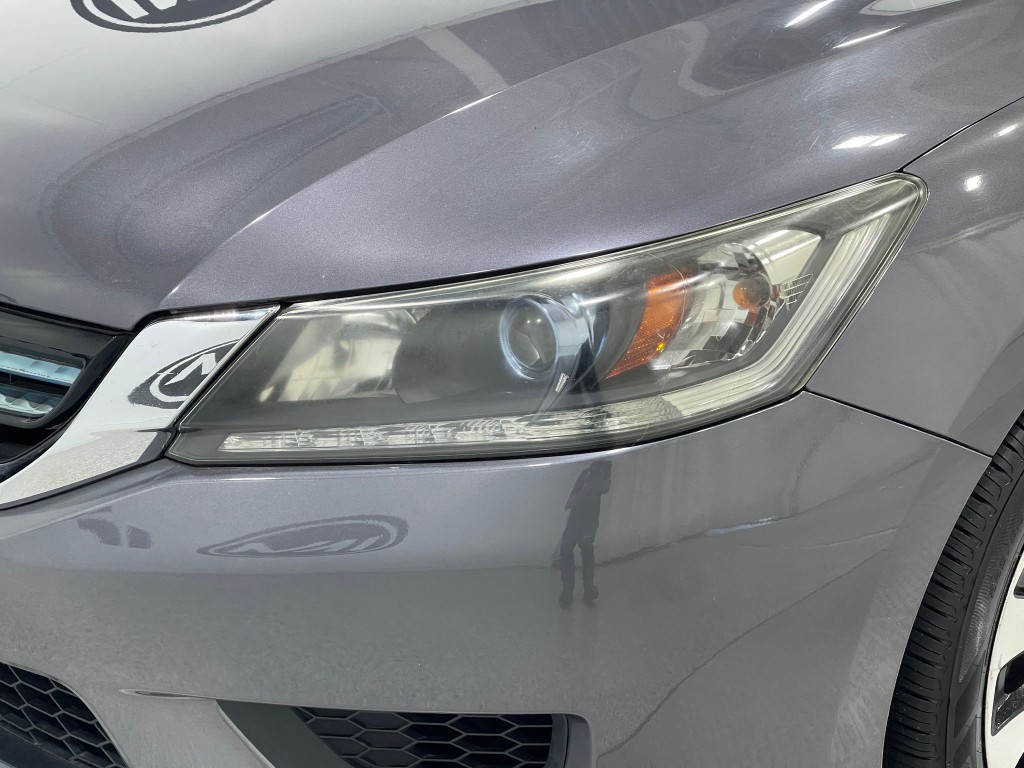 2015 Honda Accord Image 32
