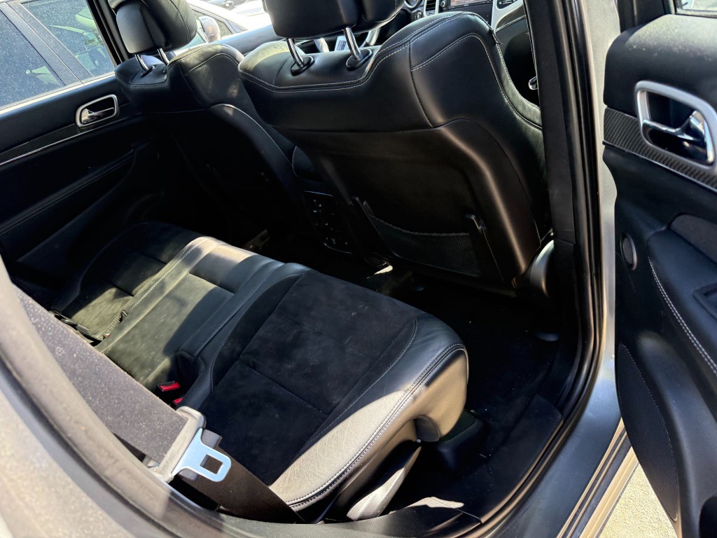 2012 Jeep Grand Cherokee Image 7