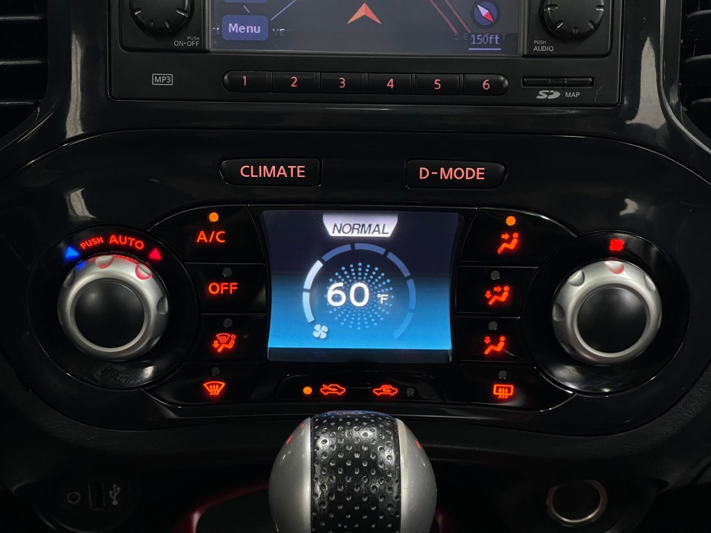 2011 Nissan Juke Image 25