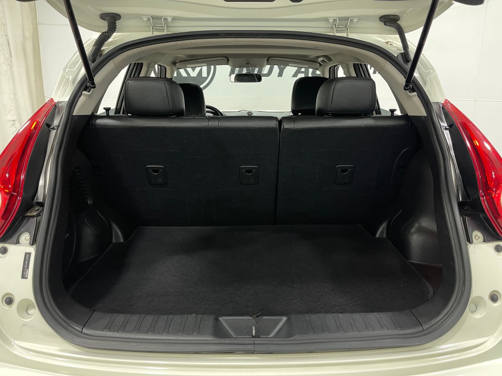 2011 Nissan Juke Image 26