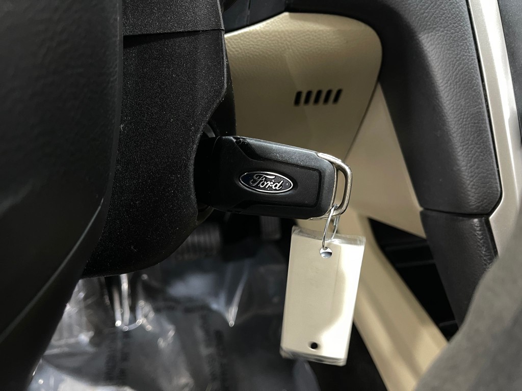 2013 Ford Fusion Image 19