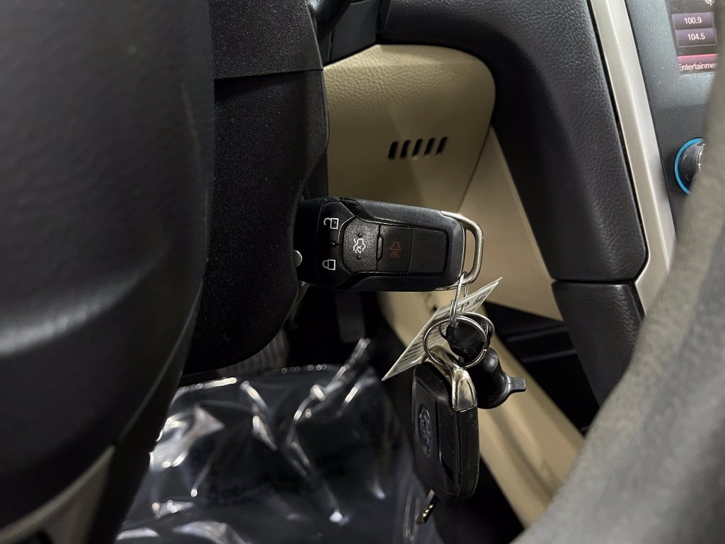2013 Ford Fusion Image 19