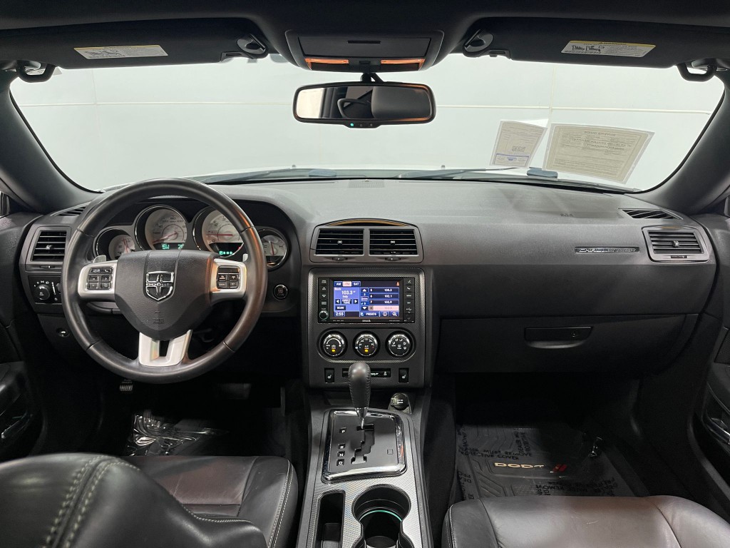 2014 Dodge Challenger Image 17