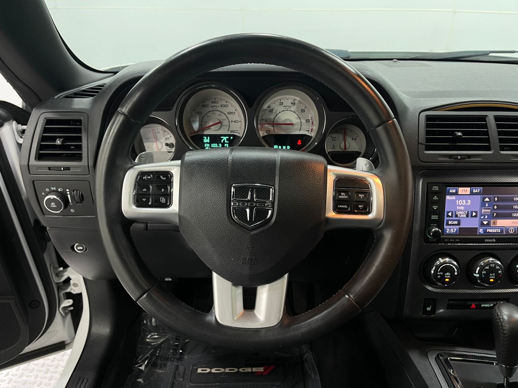 2014 Dodge Challenger Image 20