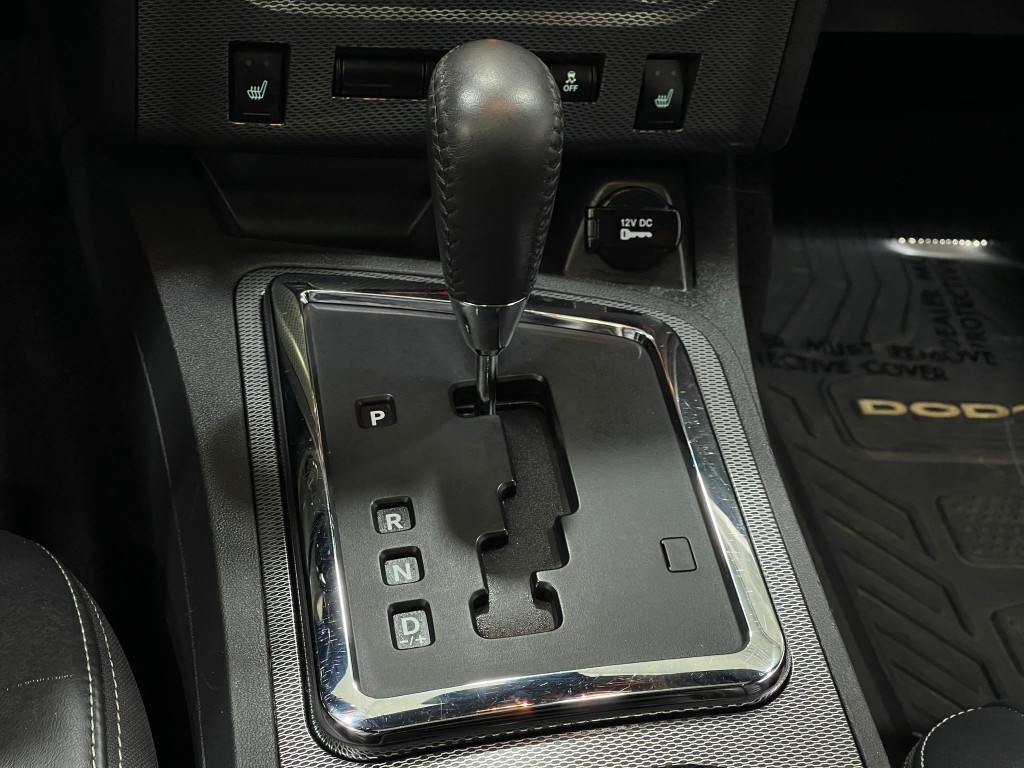2014 Dodge Challenger Image 26