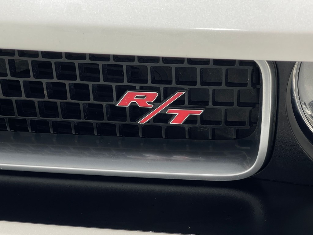 2014 Dodge Challenger Image 36