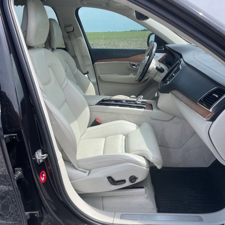 2016 Volvo XC90 Image 6