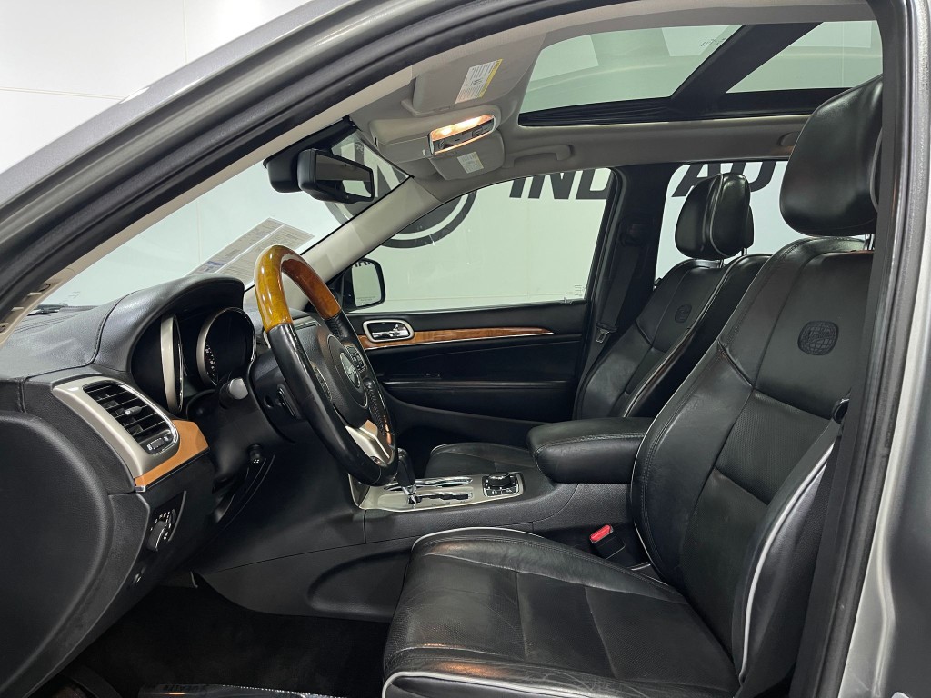 2012 Jeep Grand Cherokee Image 13