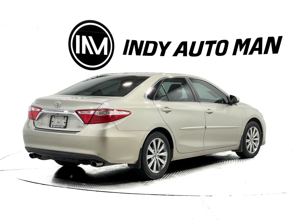 2017 Toyota Camry Image 4