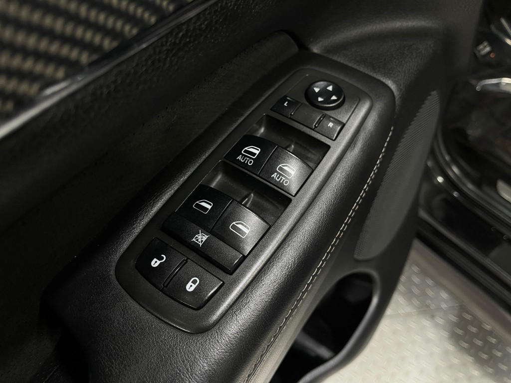 2013 Jeep Grand Cherokee Image 16