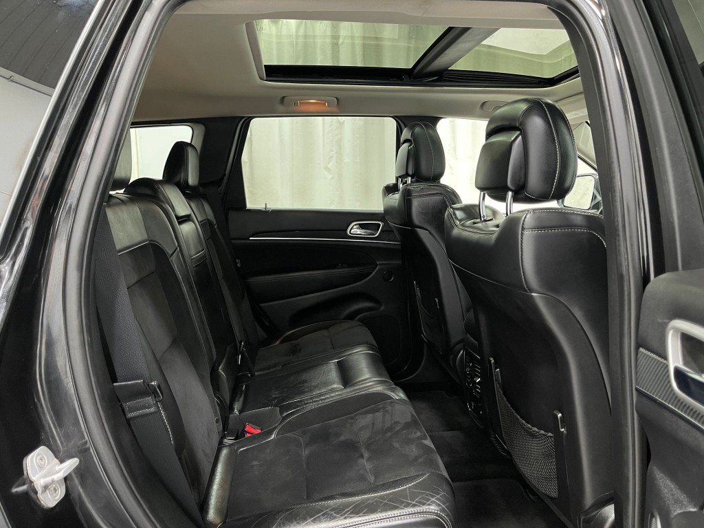 2013 Jeep Grand Cherokee Image 30