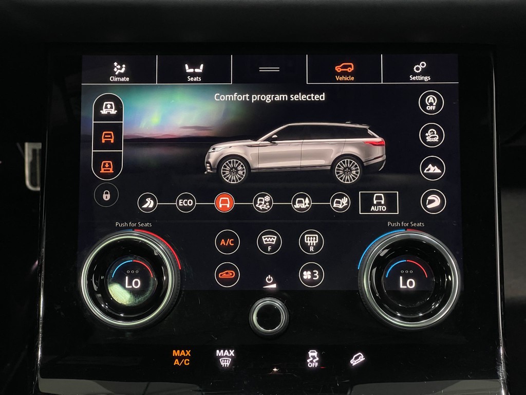 2018 Land Rover Range Rover Image 24