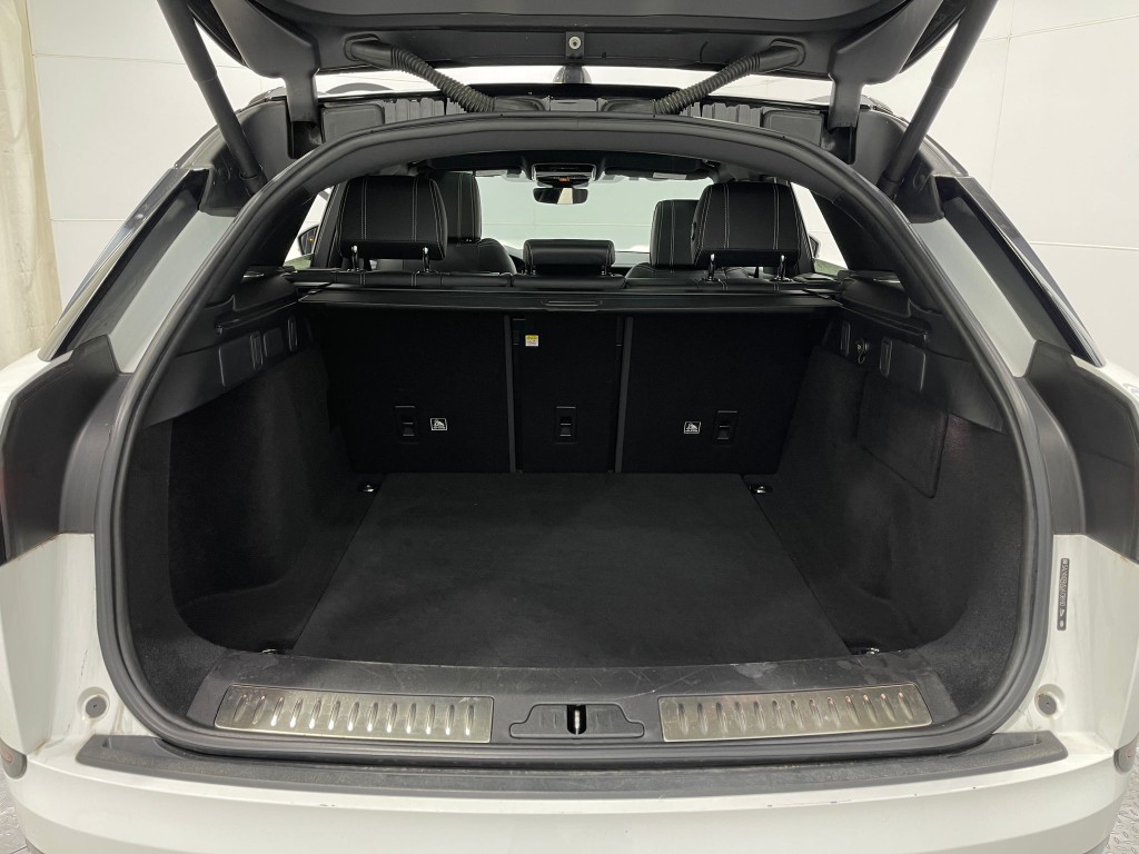 2018 Land Rover Range Rover Image 25