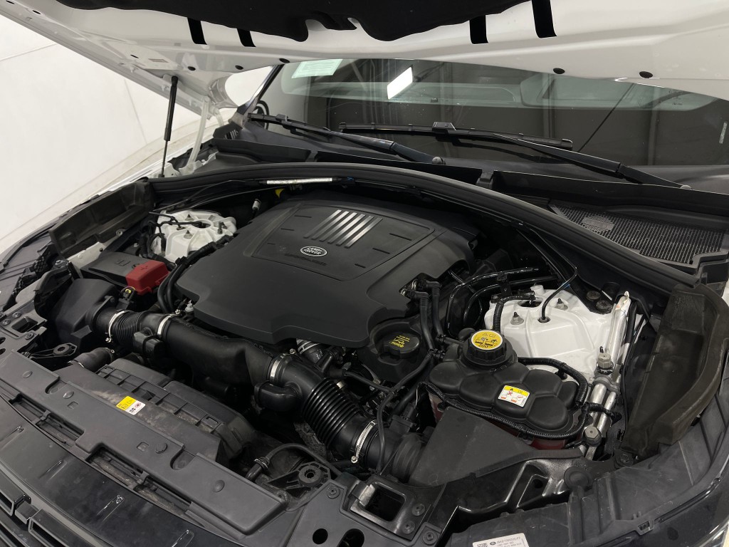 2018 Land Rover Range Rover Image 27