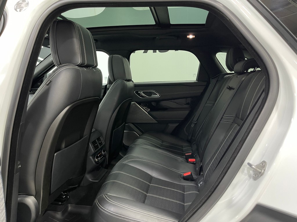 2018 Land Rover Range Rover Image 29