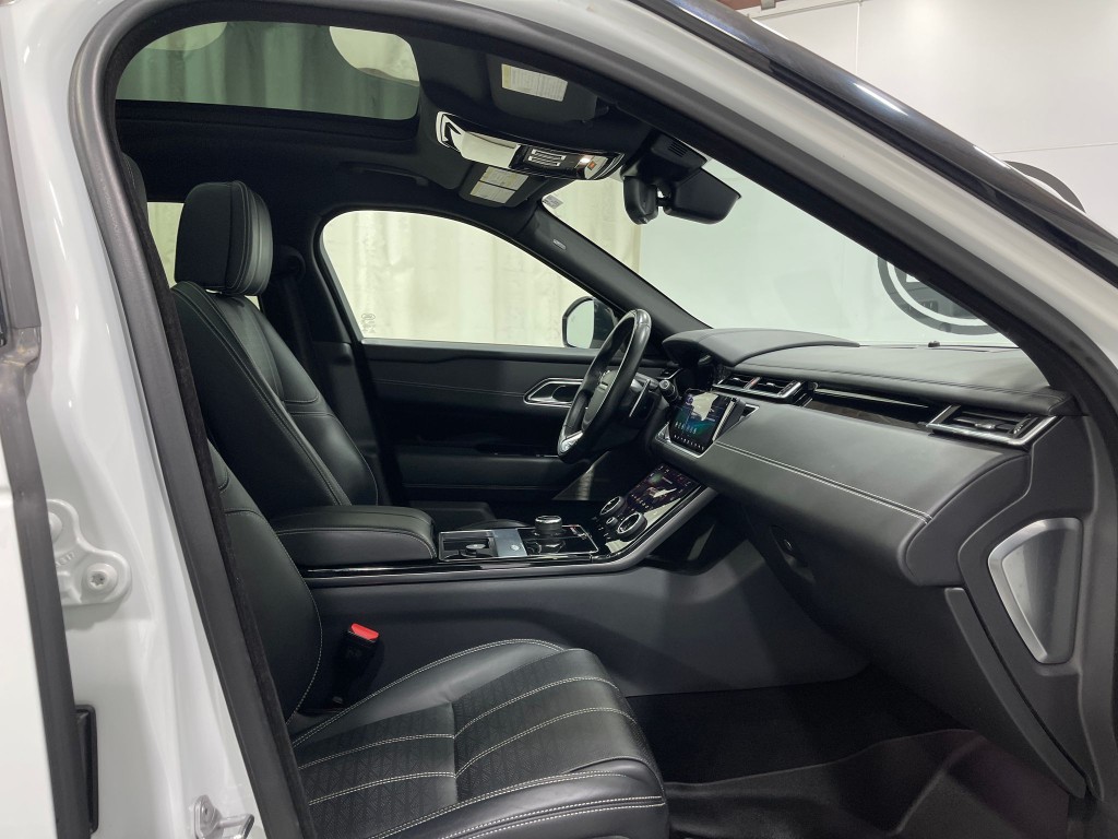 2018 Land Rover Range Rover Image 31