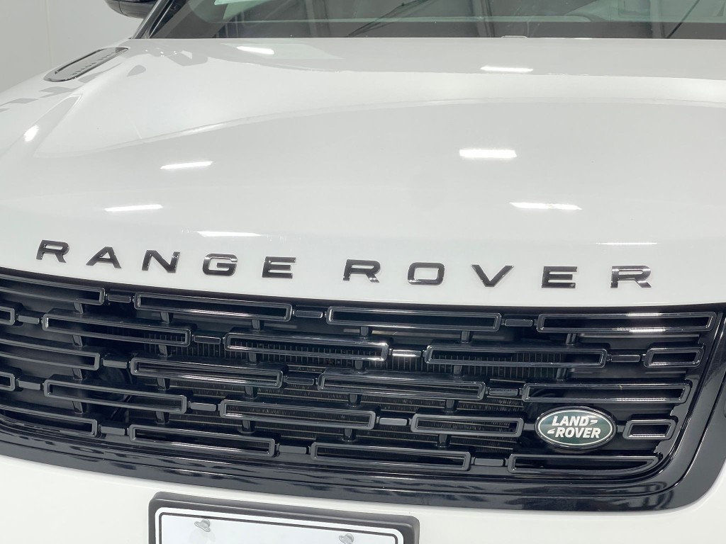 2018 Land Rover Range Rover Image 37