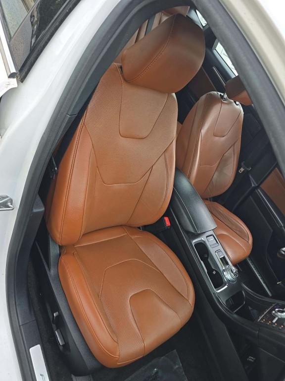2020 Ford Fusion Image 6