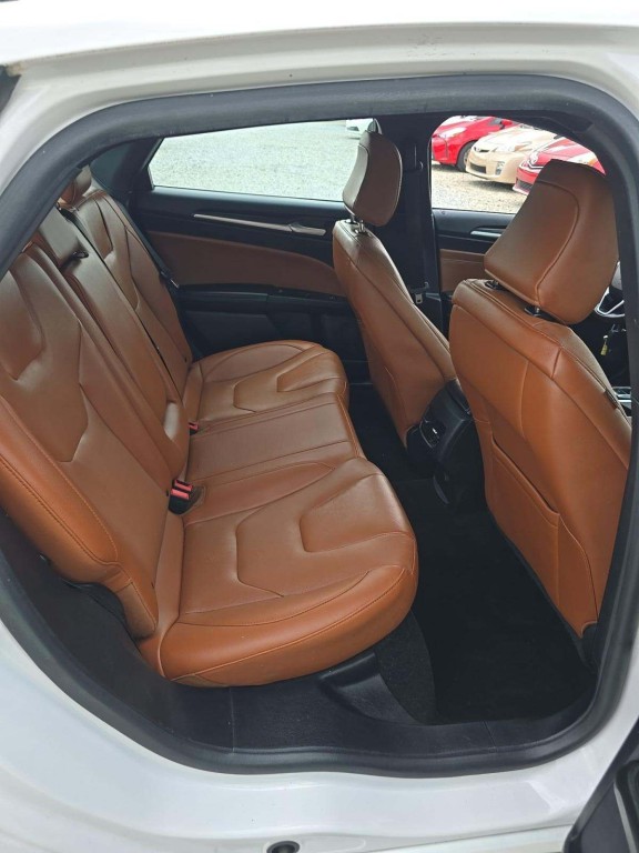 2020 Ford Fusion Image 9
