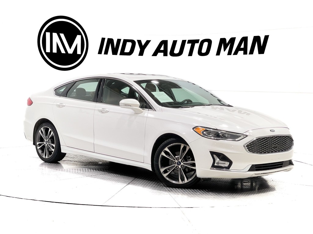 2020 Ford Fusion Image 2