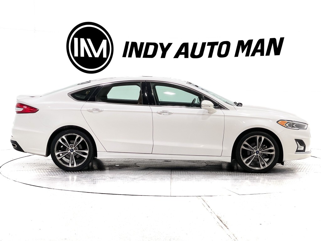 2020 Ford Fusion Image 3