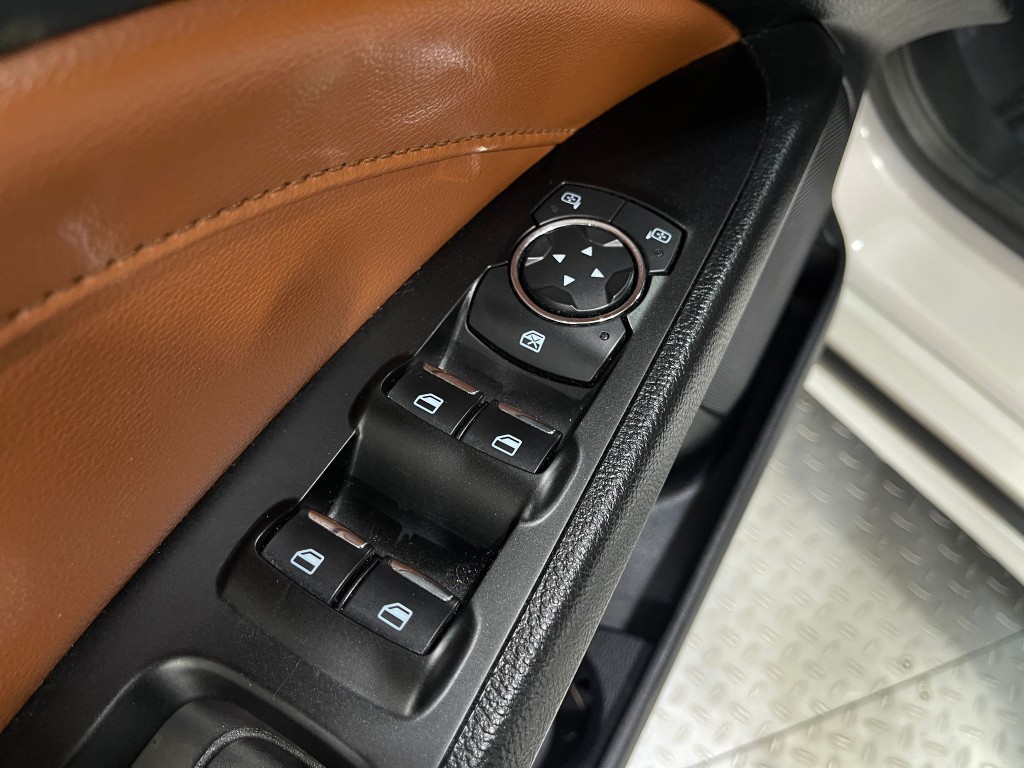 2020 Ford Fusion Image 16