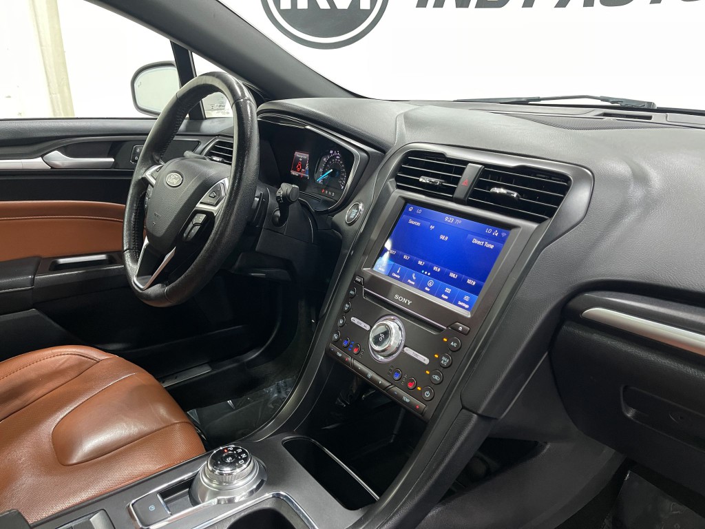 2020 Ford Fusion Image 20