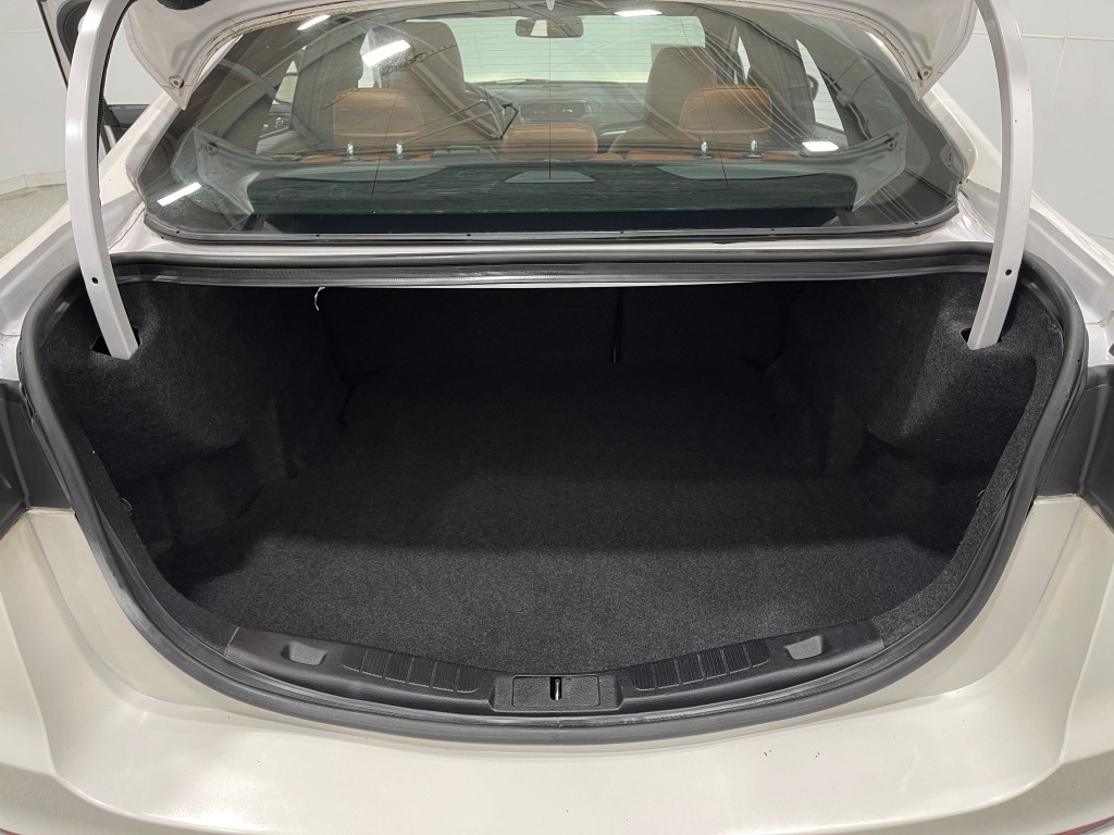 2020 Ford Fusion Image 26