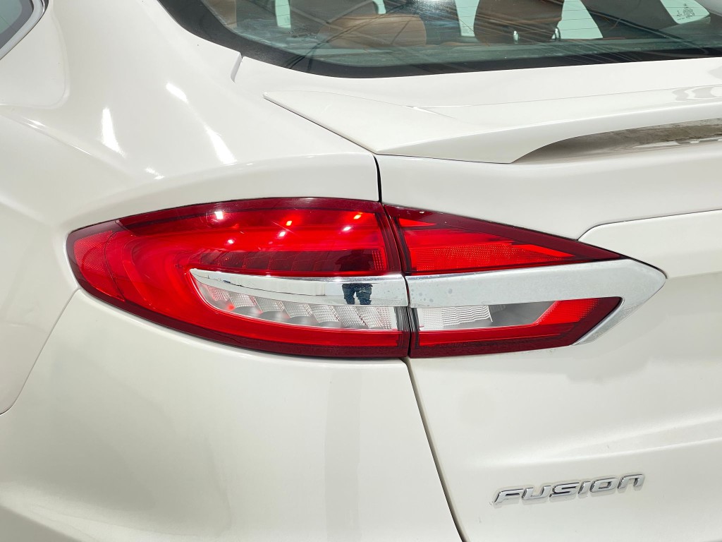 2020 Ford Fusion Image 34