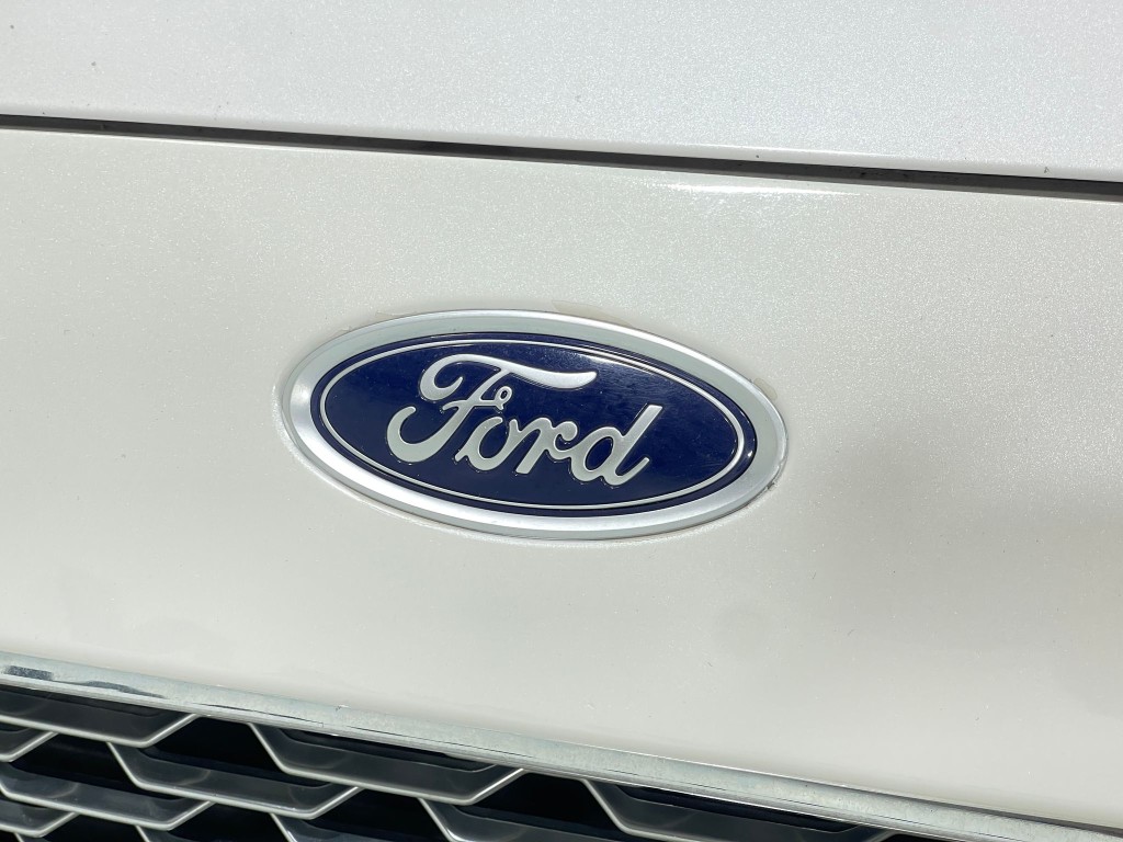 2020 Ford Fusion Image 36