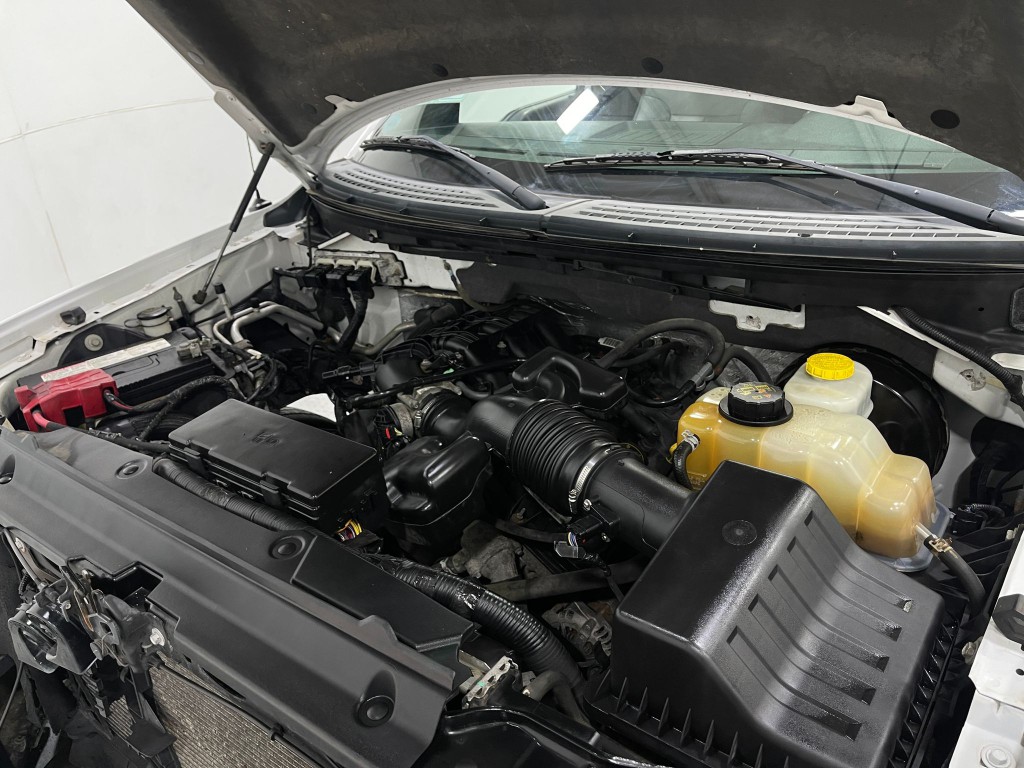 2014 Ford F-150 Image 24