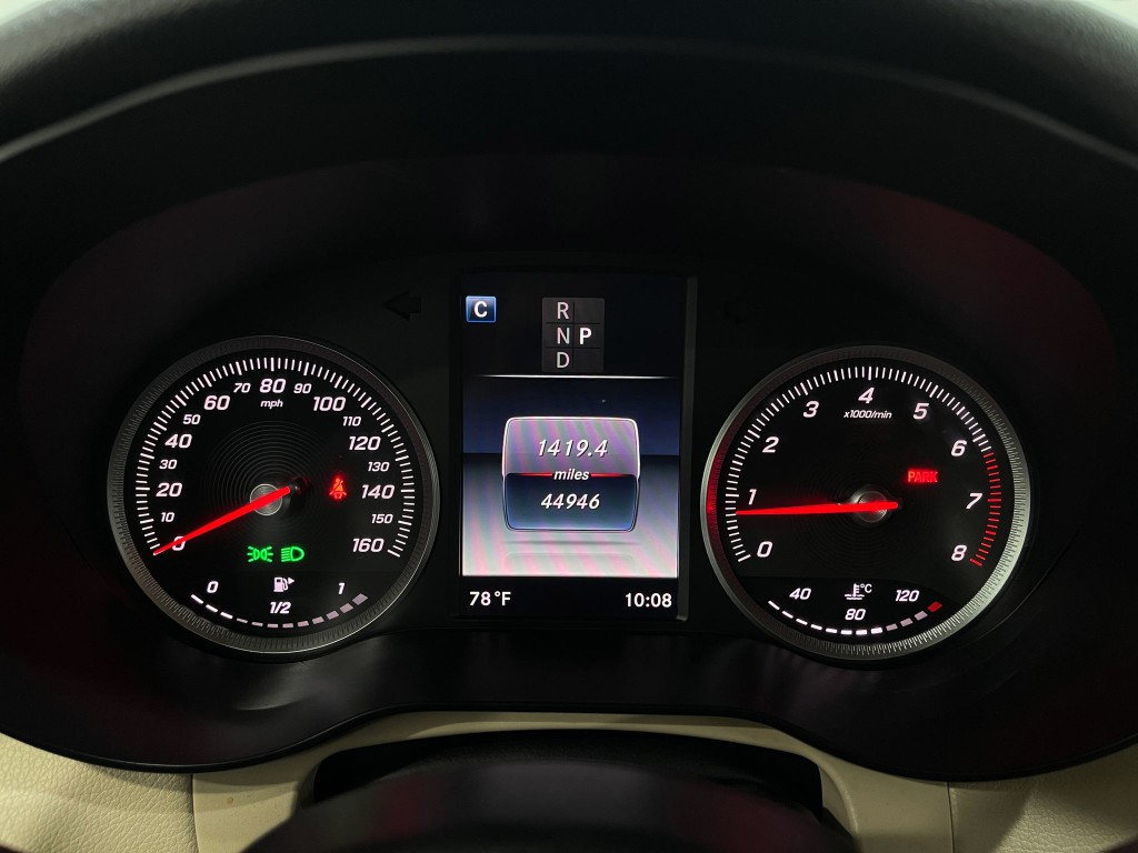 2016 Mercedes-Benz GLC-Class Image 19