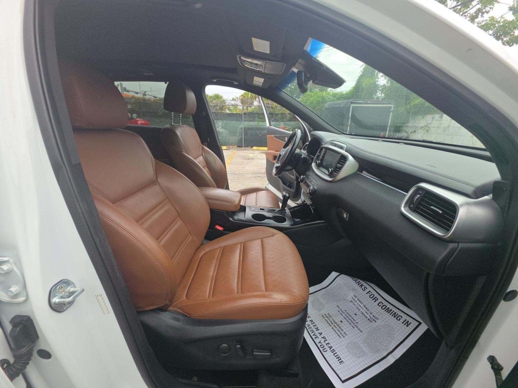 2019 Kia Sorento Image 7