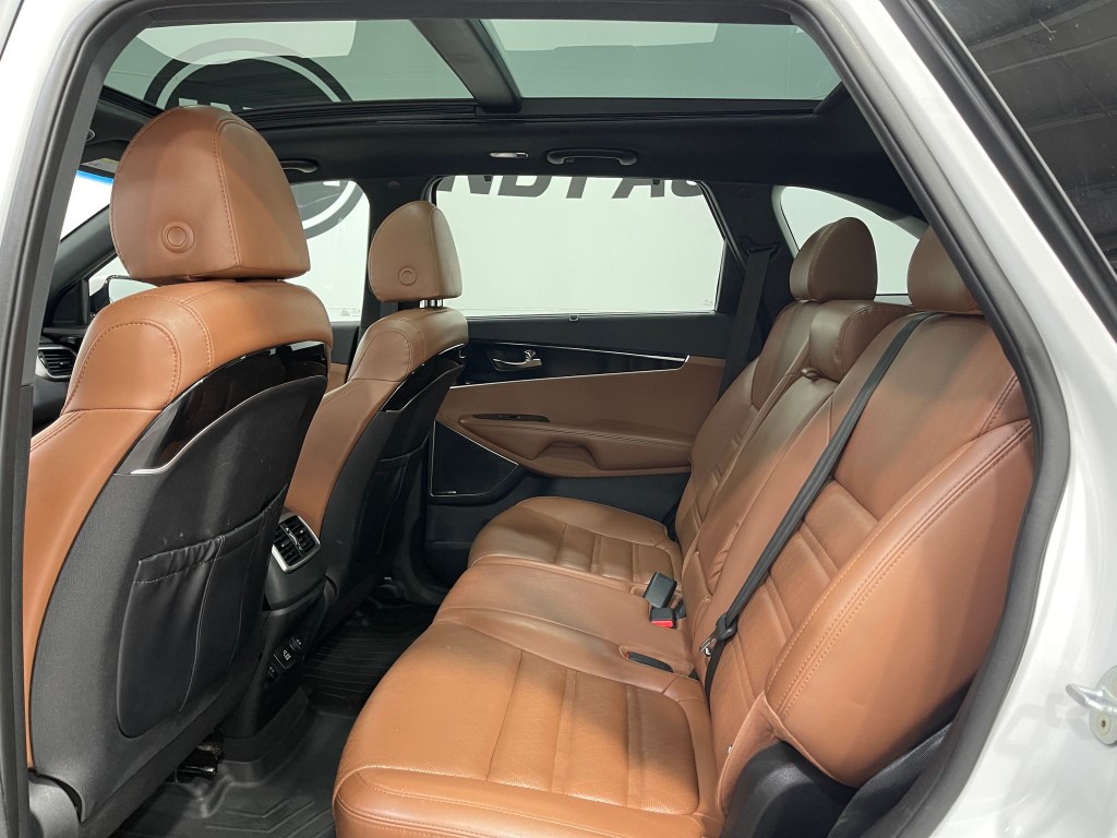2019 Kia Sorento Image 30