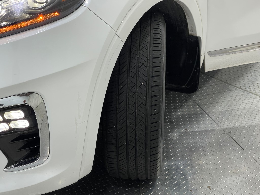 2019 Kia Sorento Image 38