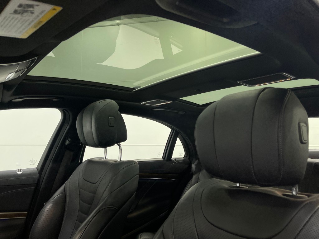 2015 Mercedes-Benz S-Class Image 12